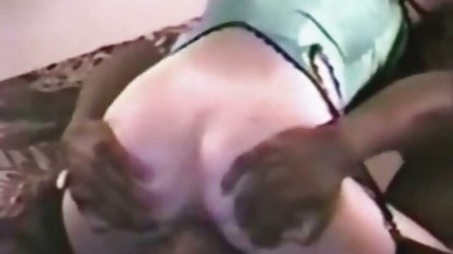 پس مصمم است را برهنه در ملاء عام تخت به دوست پسر سابق خود-هم اتاقی فیلمهای سکسی زنده که