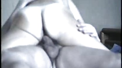 او قطع شده است, با دوست دختر خود را و سوپر سکس زنده ربطی به دهنی لوسیون صورت انجام مادرش آن رخ می دهد