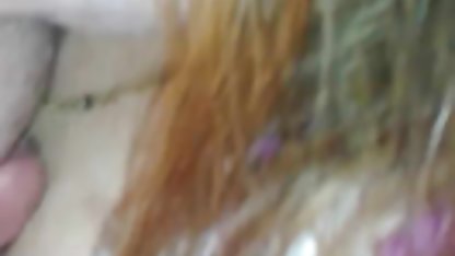 عمه می خورد آن را به عنوان هیچ کس دیگری و پس از آن تازه صعود در بالای شبکه سکسی زنده از